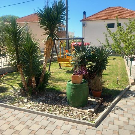 Apartmani Goga Биоград на Мору Екстериор снимка