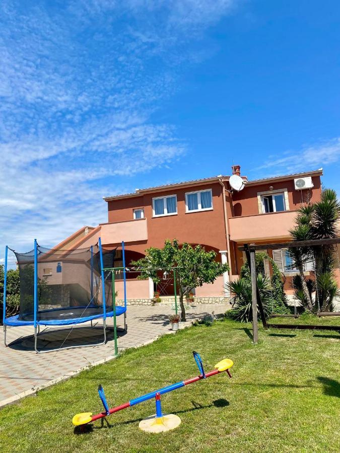 Apartmani Goga Биоград на Мору Екстериор снимка