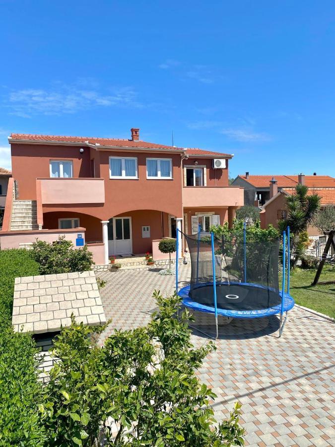 Apartmani Goga Биоград на Мору Екстериор снимка