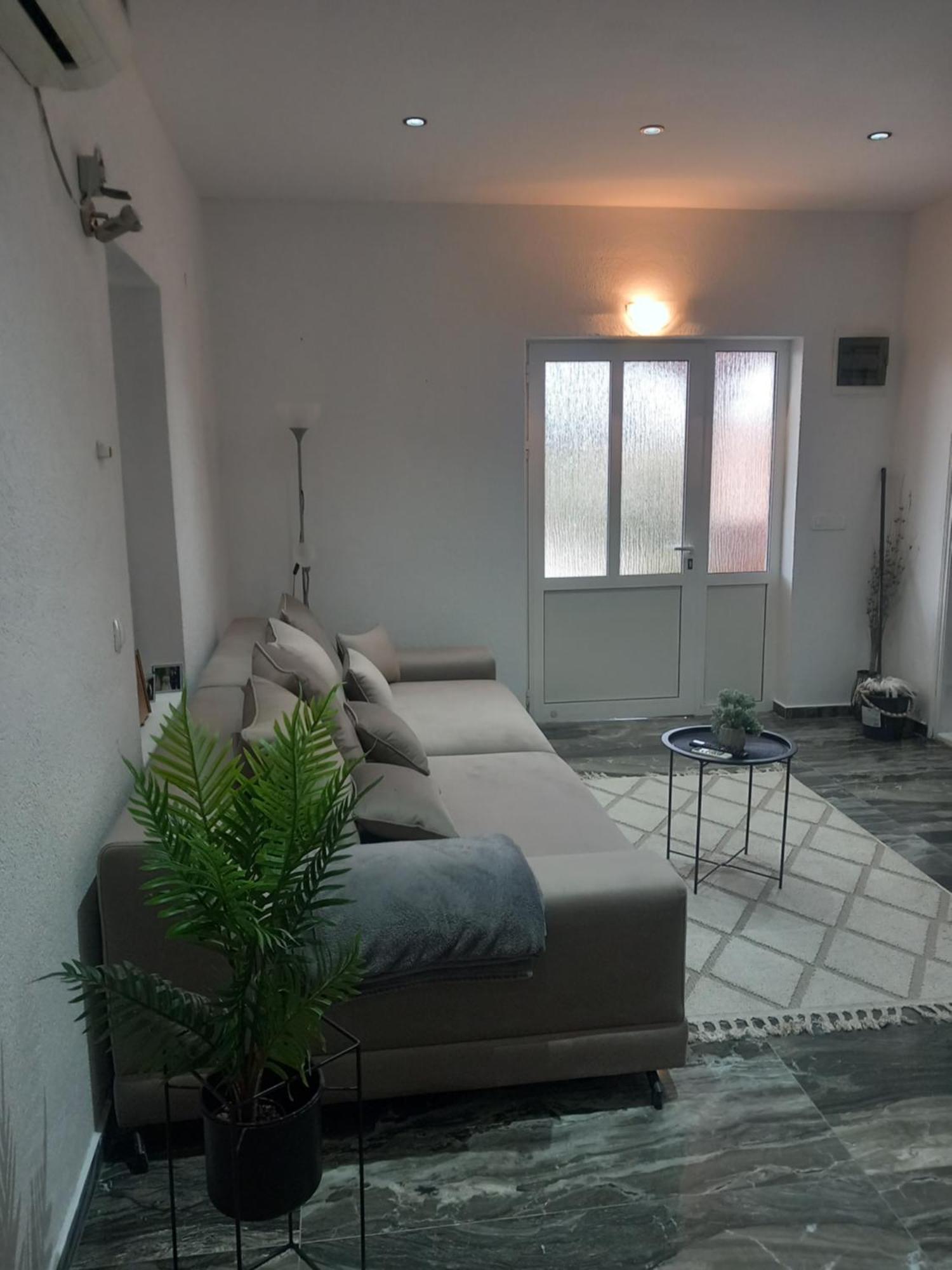 Apartmani Goga Биоград на Мору Екстериор снимка