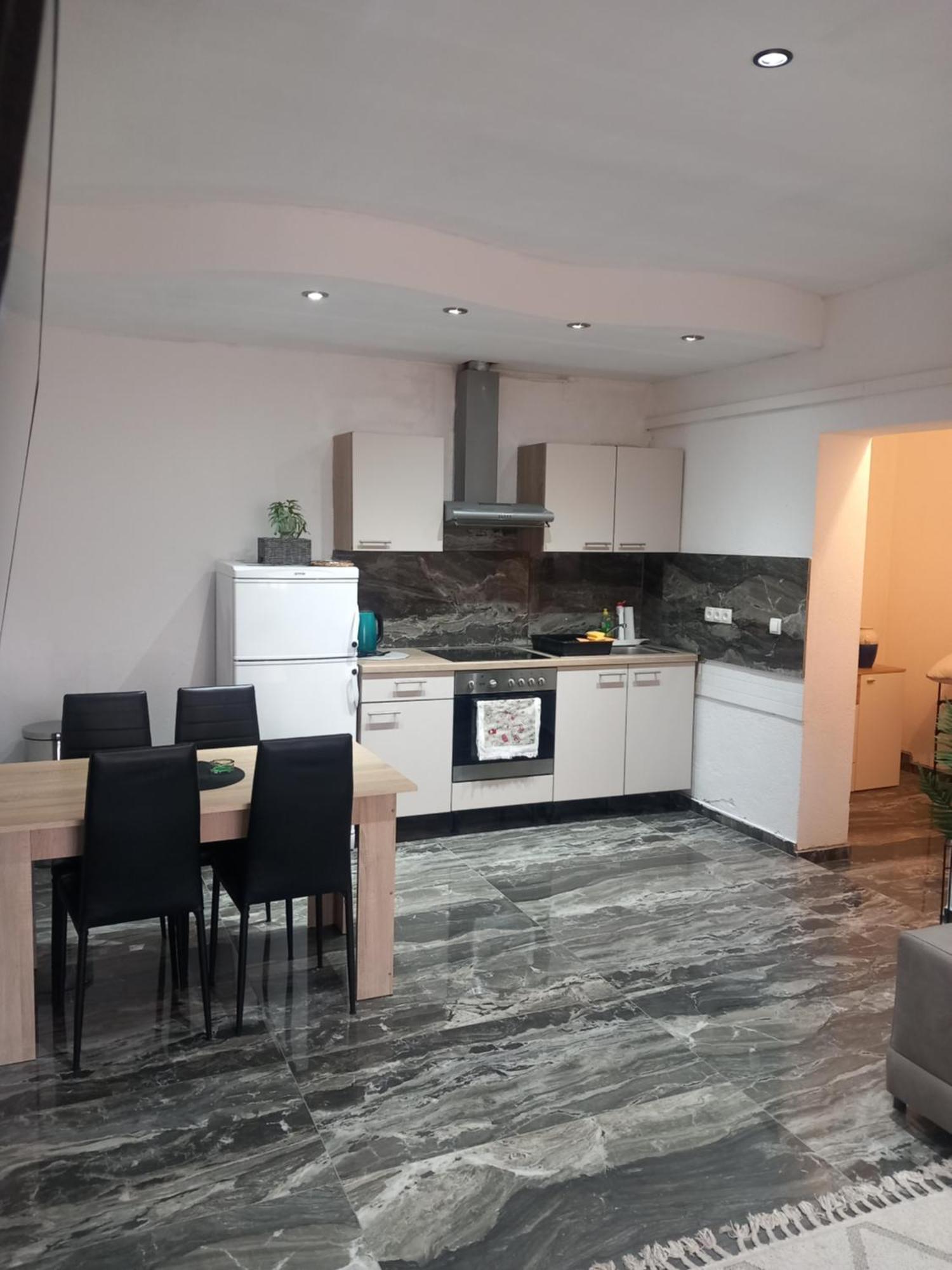 Apartmani Goga Биоград на Мору Екстериор снимка