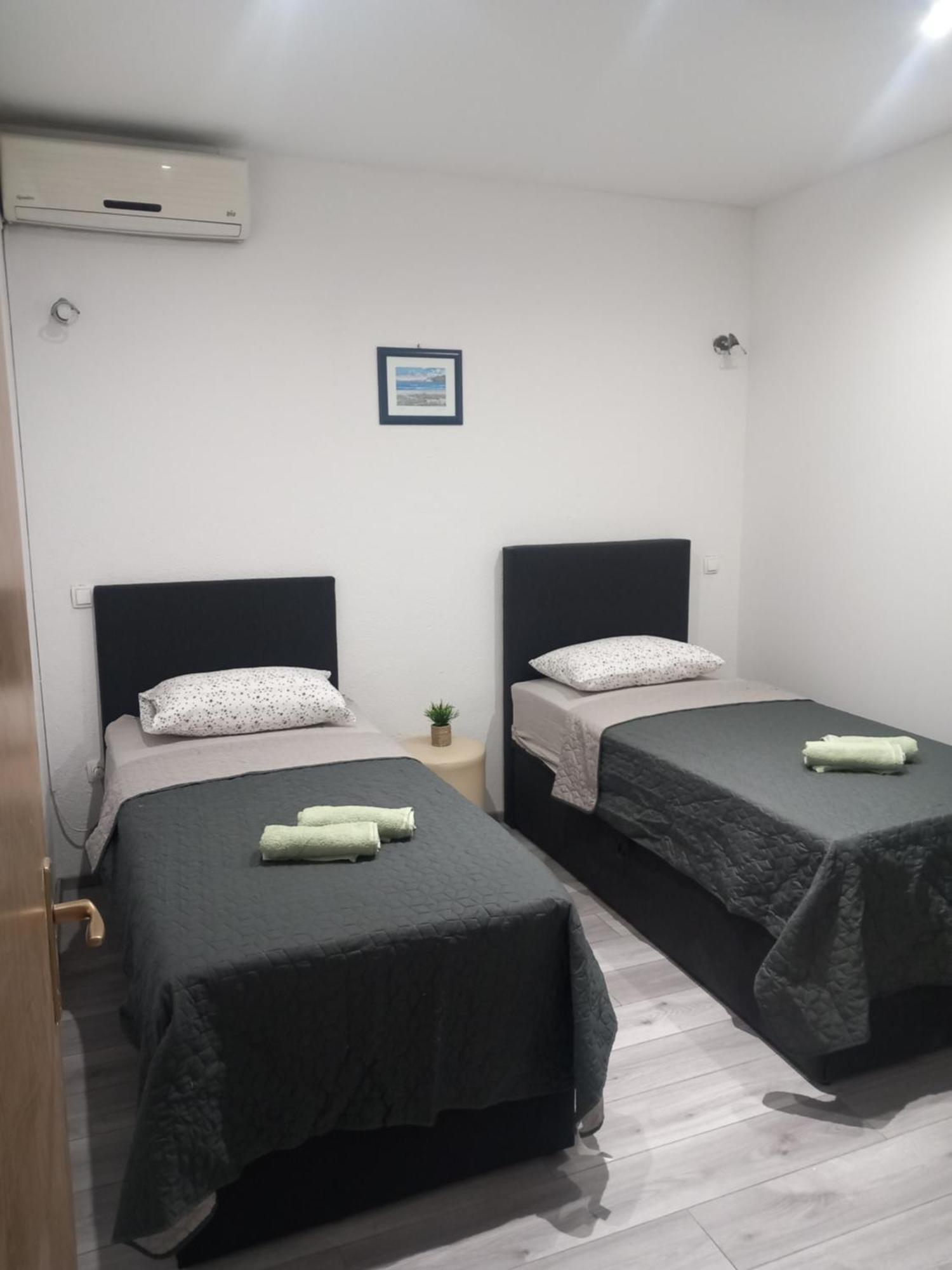 Apartmani Goga Биоград на Мору Екстериор снимка